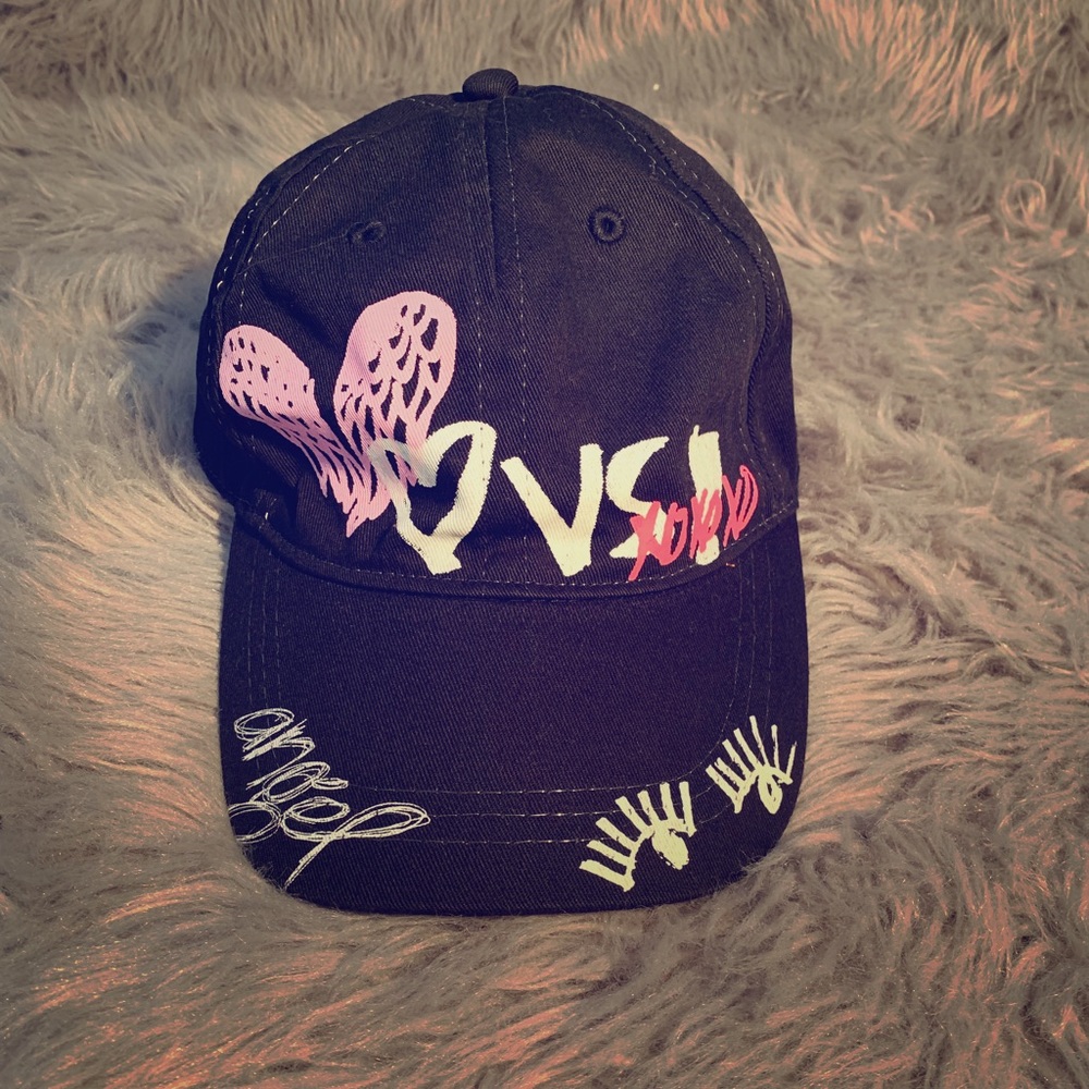 Victoria’s Secret black cap. NWOT.